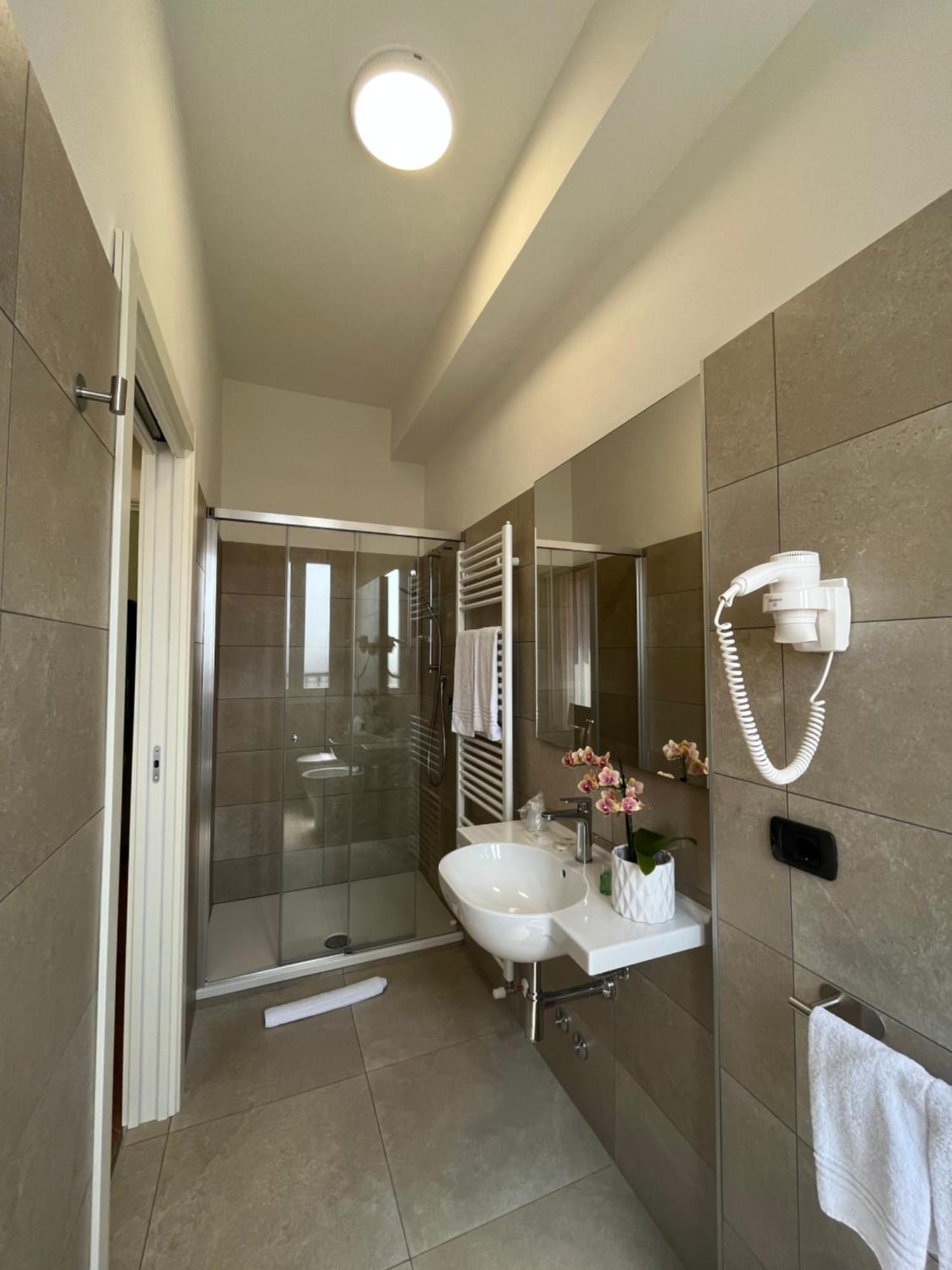 Hotel Aquila Castelfranco Emilia Bagian luar foto