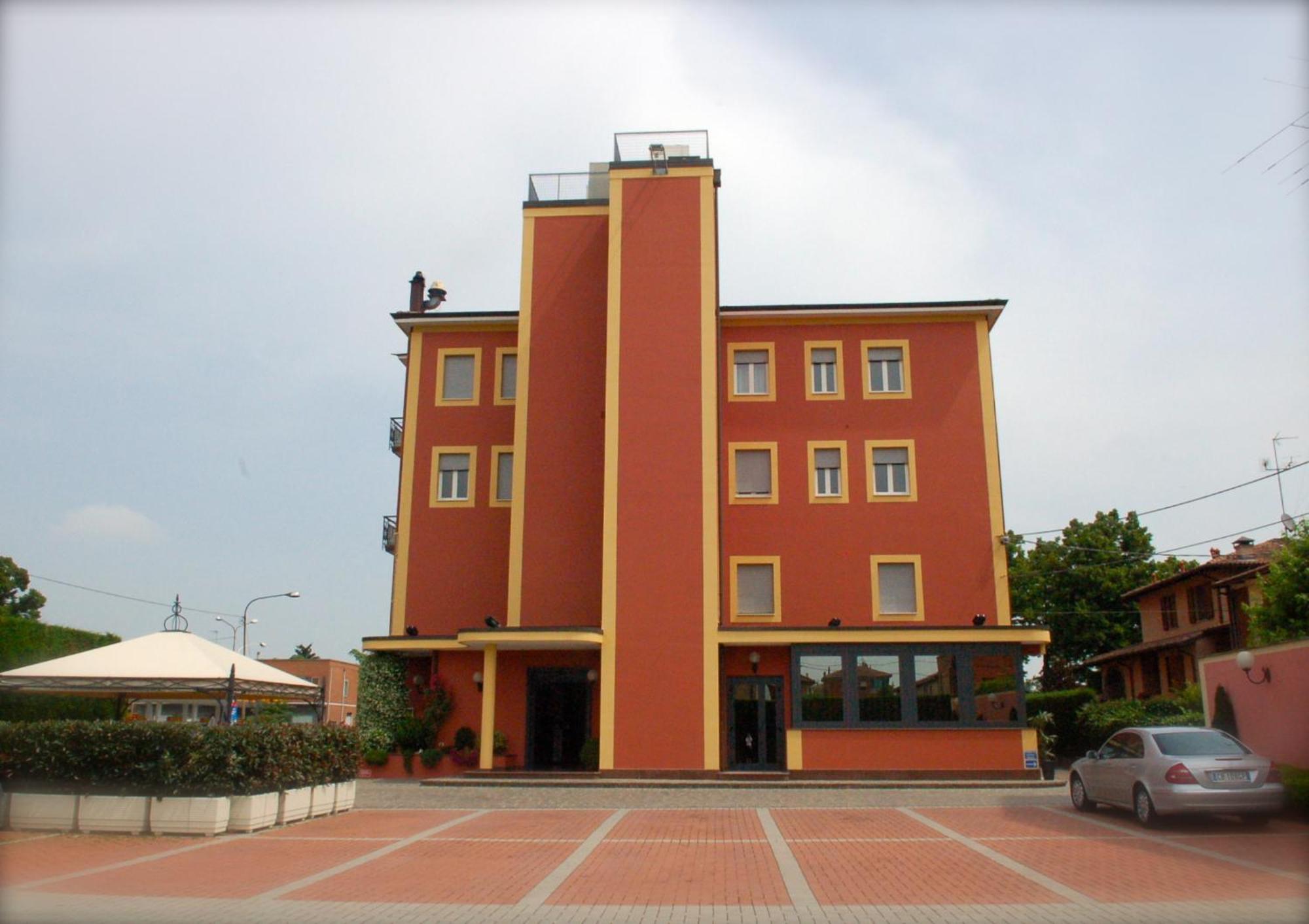 Hotel Aquila Castelfranco Emilia Bagian luar foto